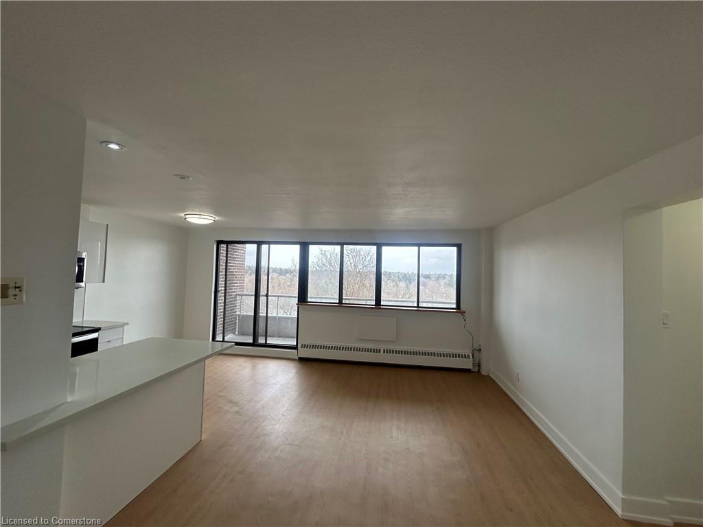 605-671 Woolwich Street Property Photo 7
