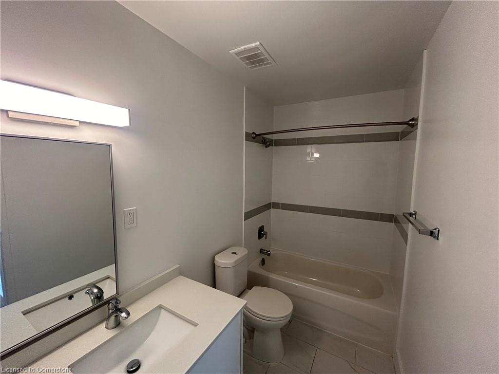 605-671 Woolwich Street Property Photo 9