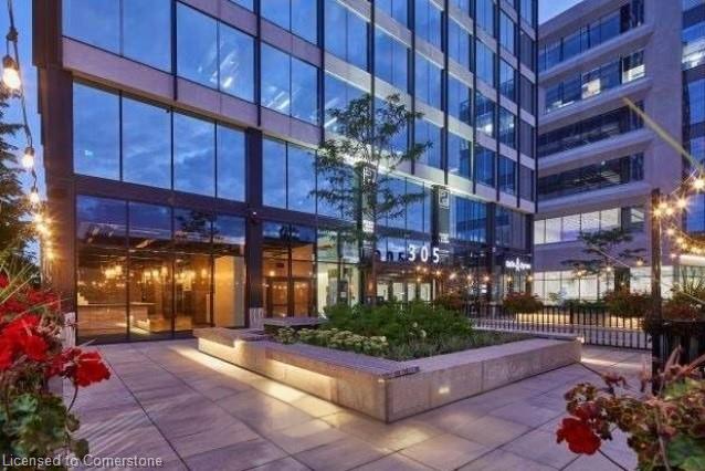 102-305 King Street W Property Photo 1
