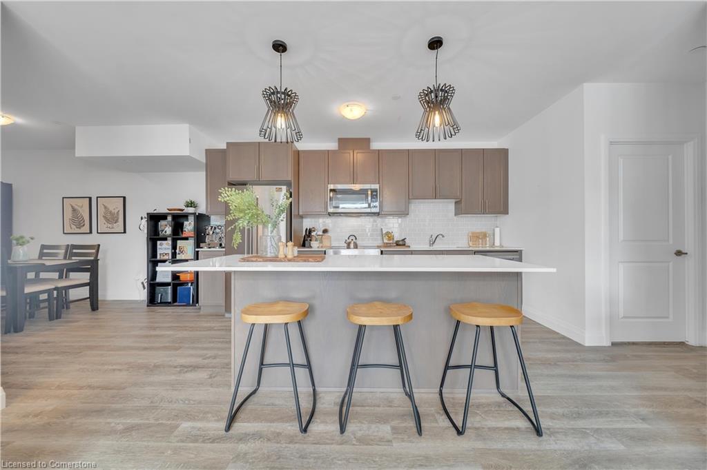 410-1 Redfern Avenue Property Photo 2