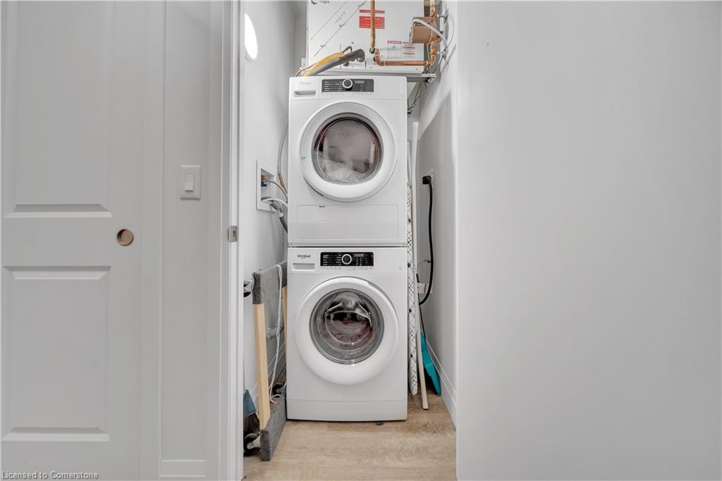 410-1 Redfern Avenue Property Photo 19
