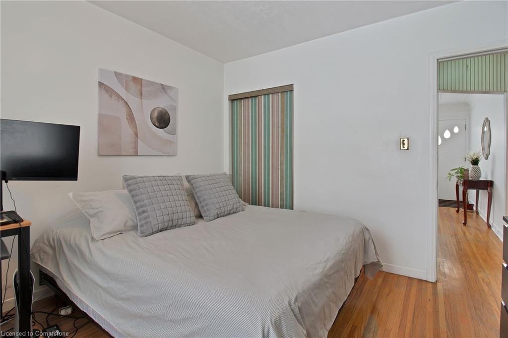 218 East 44th Street Property Photo 10