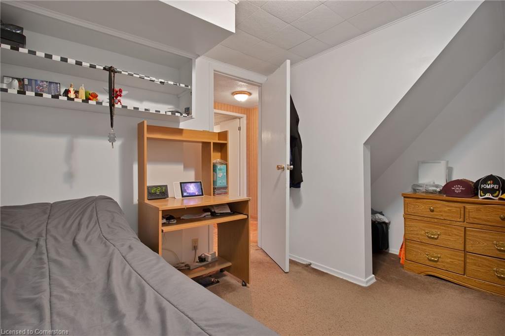218 East 44th Street Property Photo 20