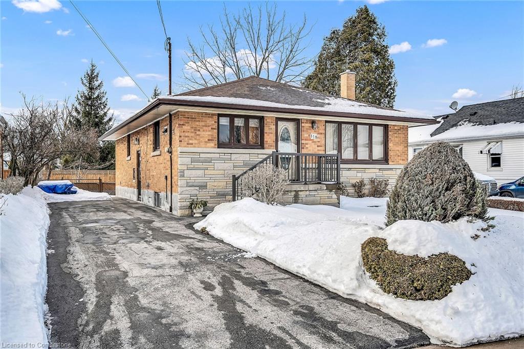 118 Charlotte Street Property Photo