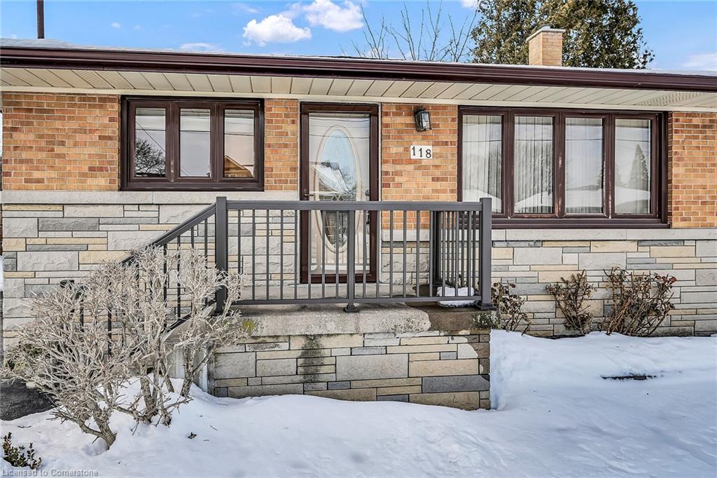 118 Charlotte Street Property Photo 2