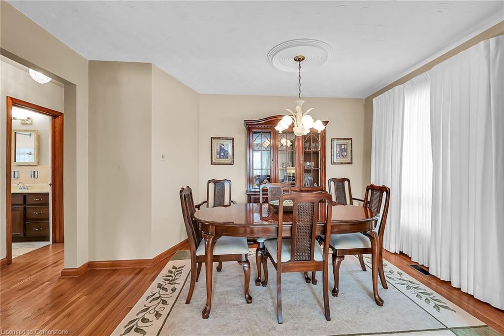 118 Charlotte Street Property Photo 8