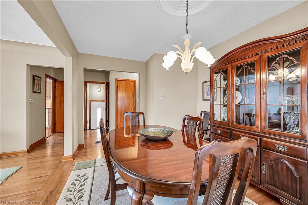 118 Charlotte Street Property Photo 10
