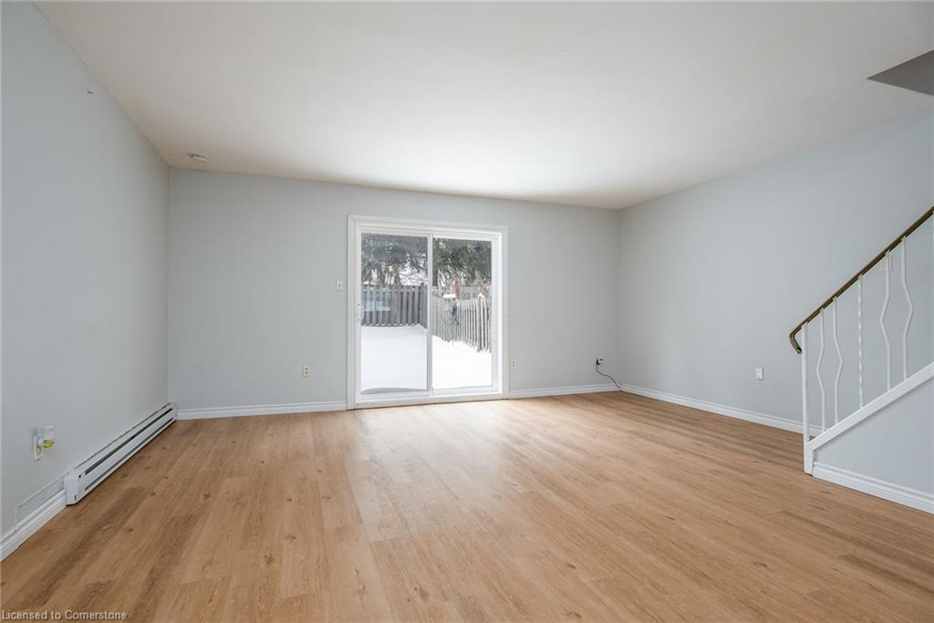 2-144 Jansen Avenue Property Photo 8