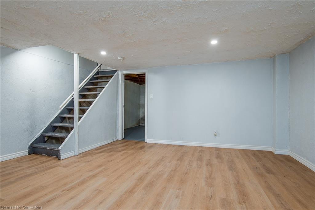 2-144 Jansen Avenue Property Photo 35