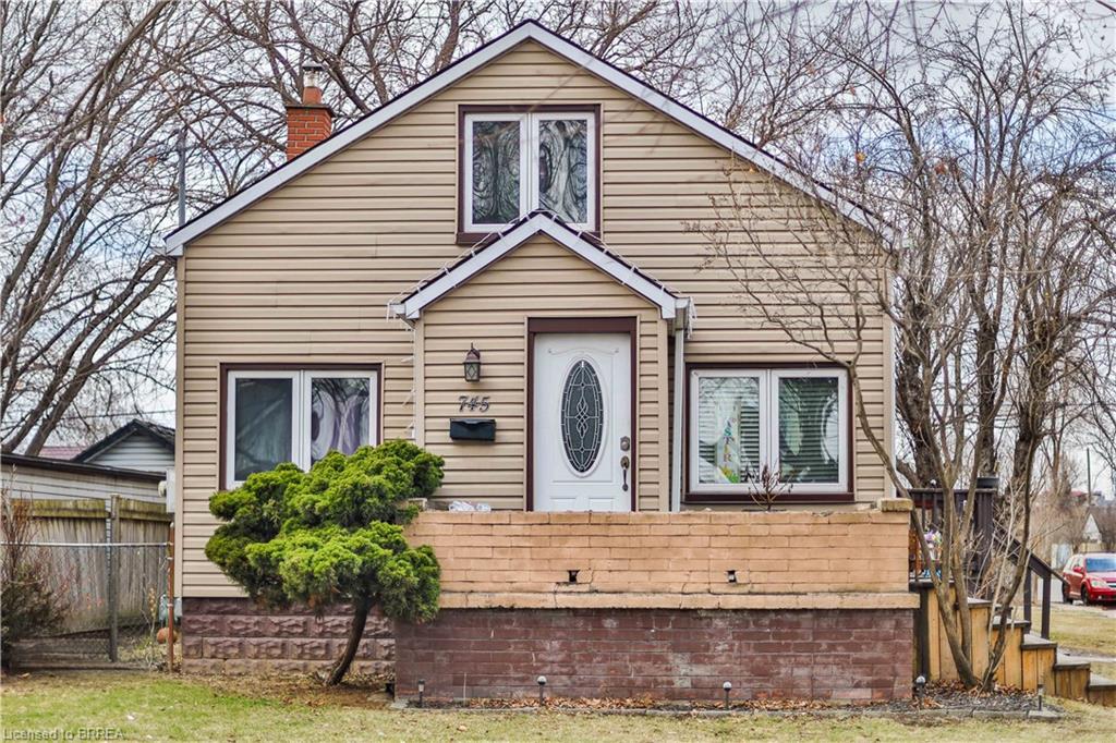 745 Burgess Avenue Property Photo