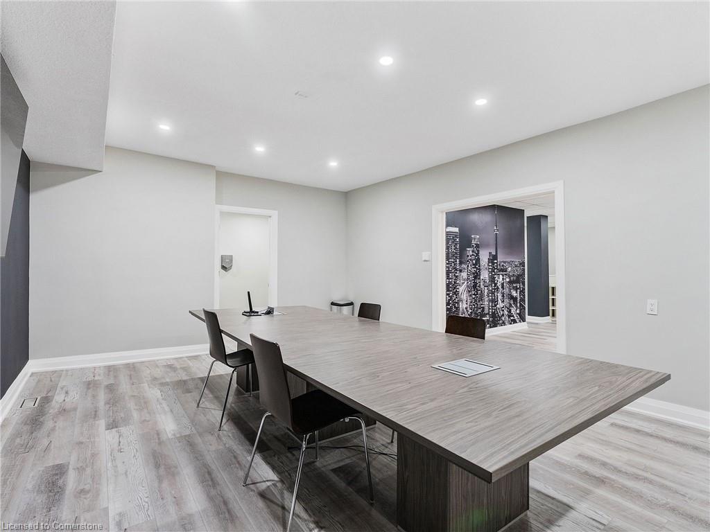 64 Argyle St N Property Photo 15