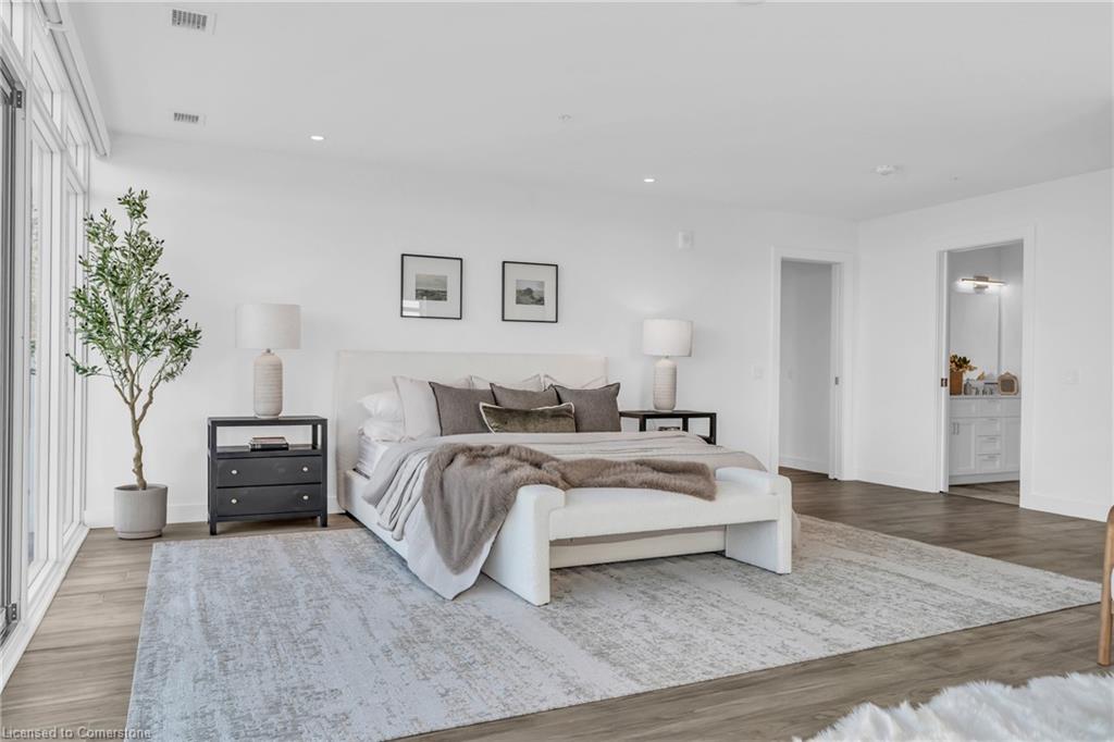 15 Glebe Street Property Photo 33