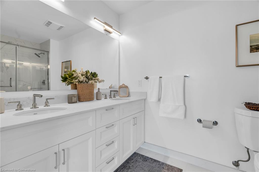 15 Glebe Street Property Photo 35