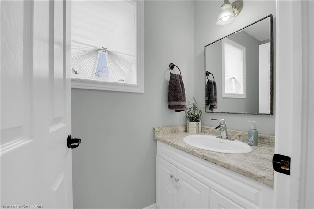 102 Macneil Court Property Photo 19