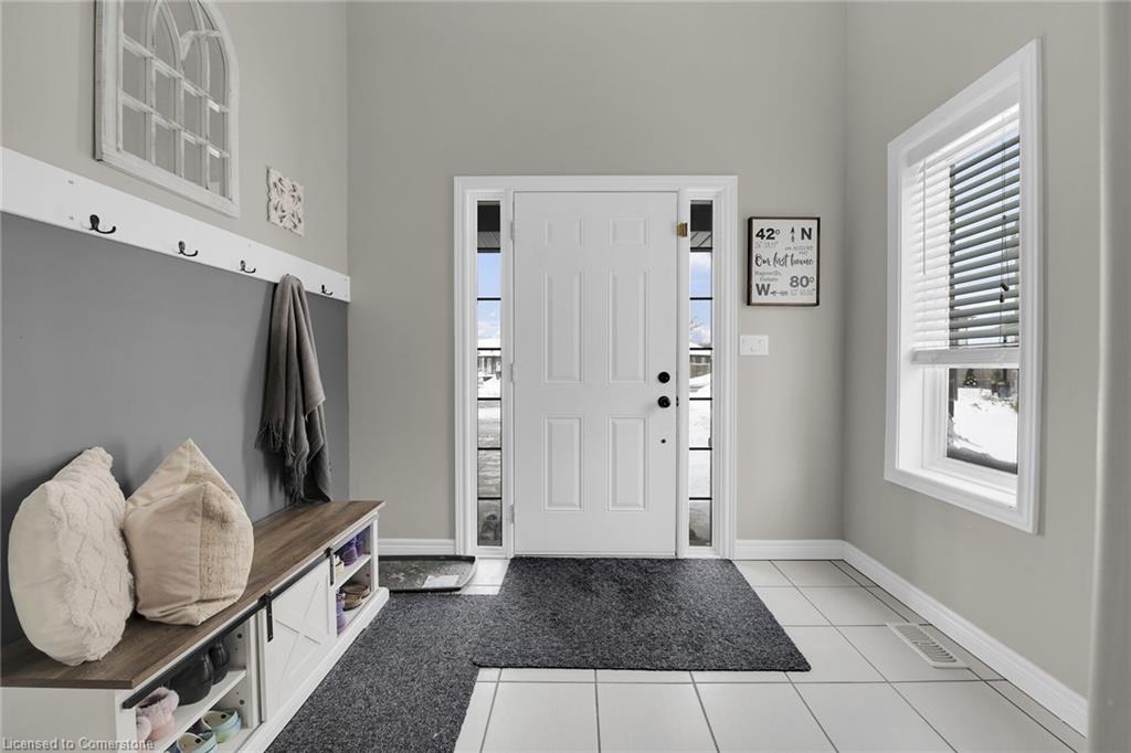 102 Macneil Court Property Photo 20