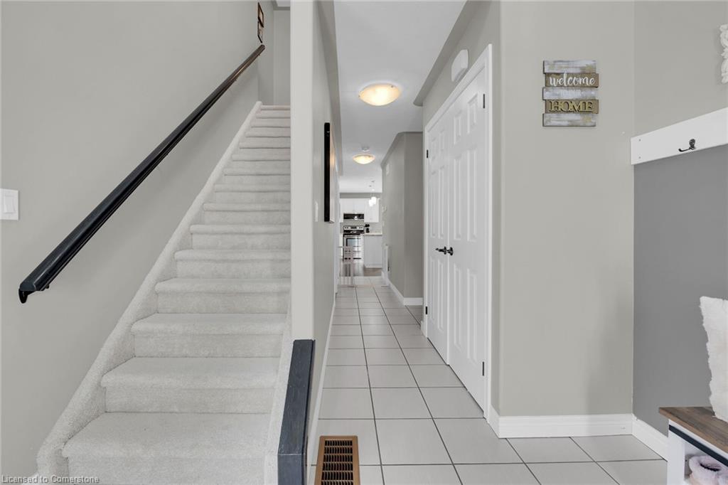 102 Macneil Court Property Photo 21