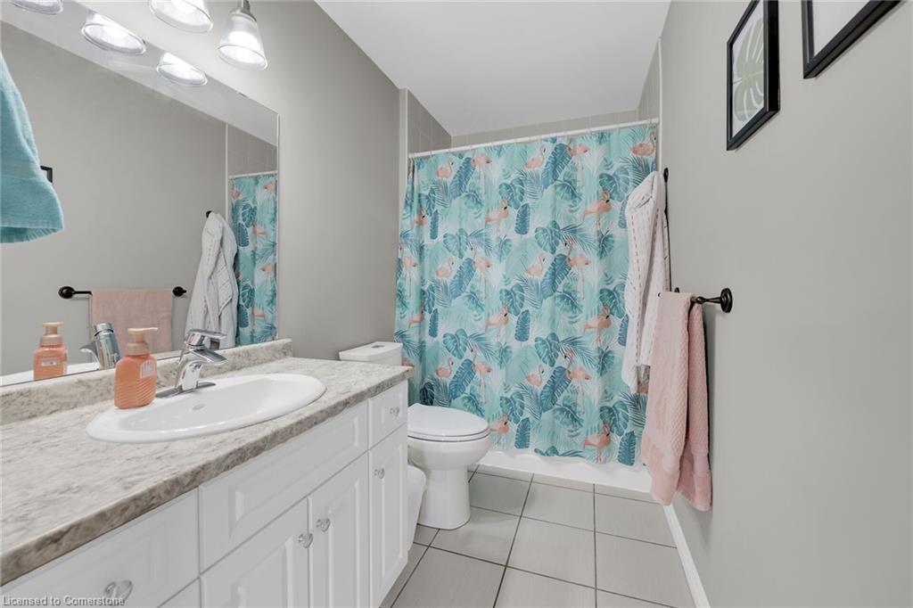102 Macneil Court Property Photo 31