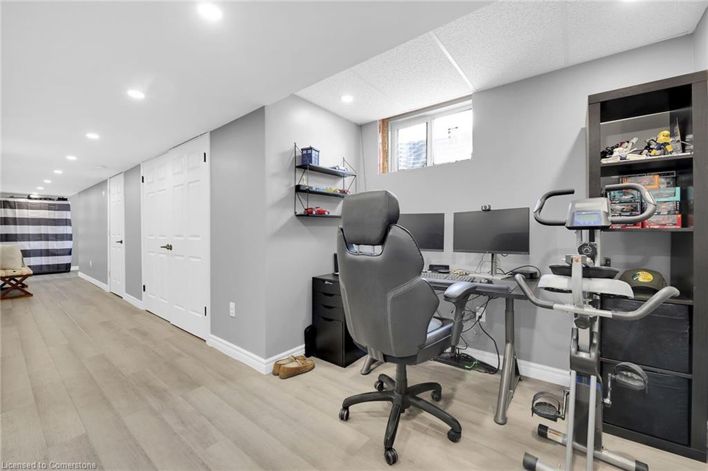 102 Macneil Court Property Photo 38