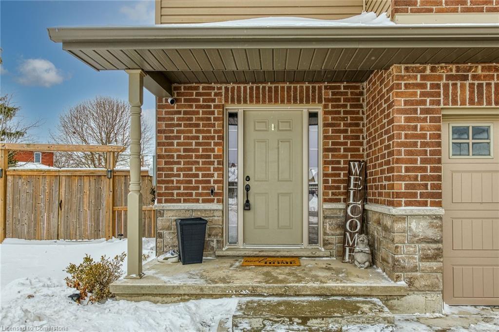 102 Macneil Court Property Photo 44