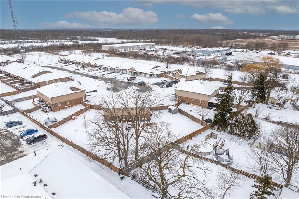 102 Macneil Court Property Photo 48