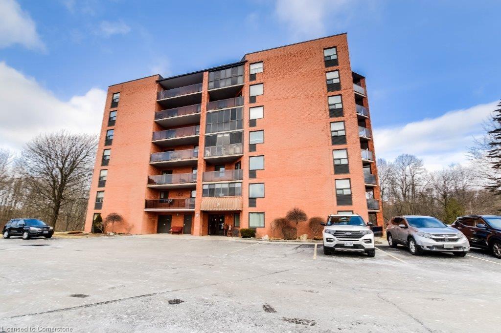 Elgin, St- Joseph's, Ecole Ste M Real Estate Listings Main Image