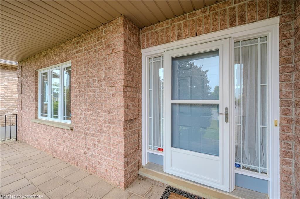 87 Stonecroft Way Property Photo 4