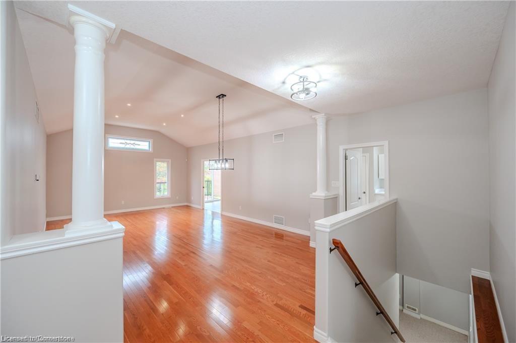 87 Stonecroft Way Property Photo 7