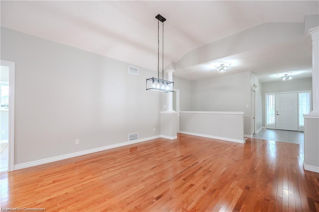 87 Stonecroft Way Property Photo 13