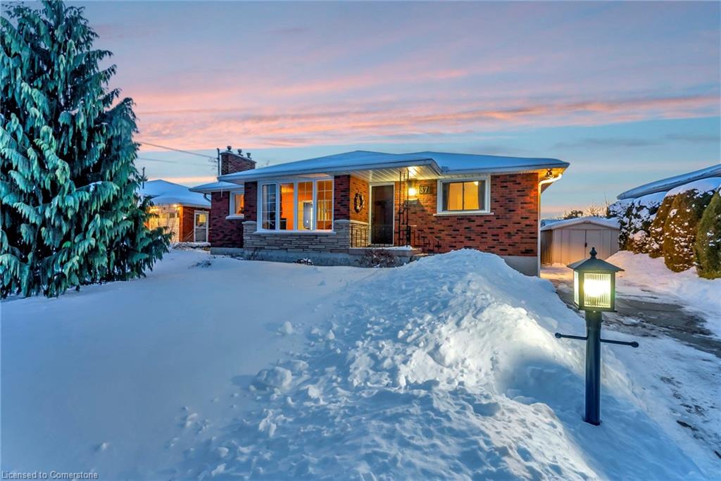 L3m 3s8 Real Estate Listings Main Image