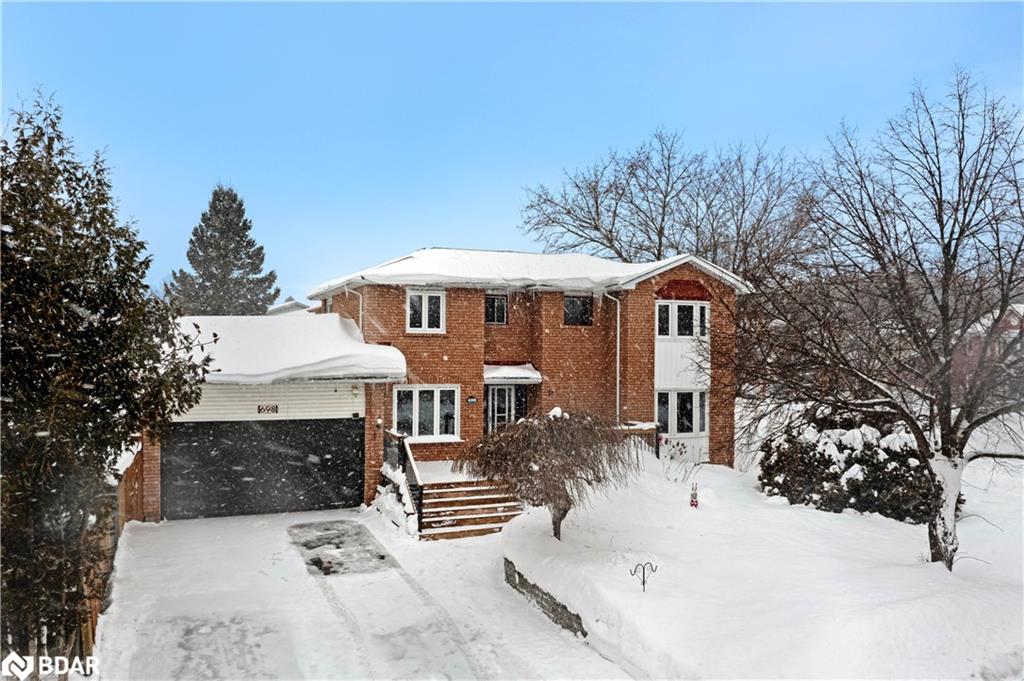 698 Candaras Street Property Photo