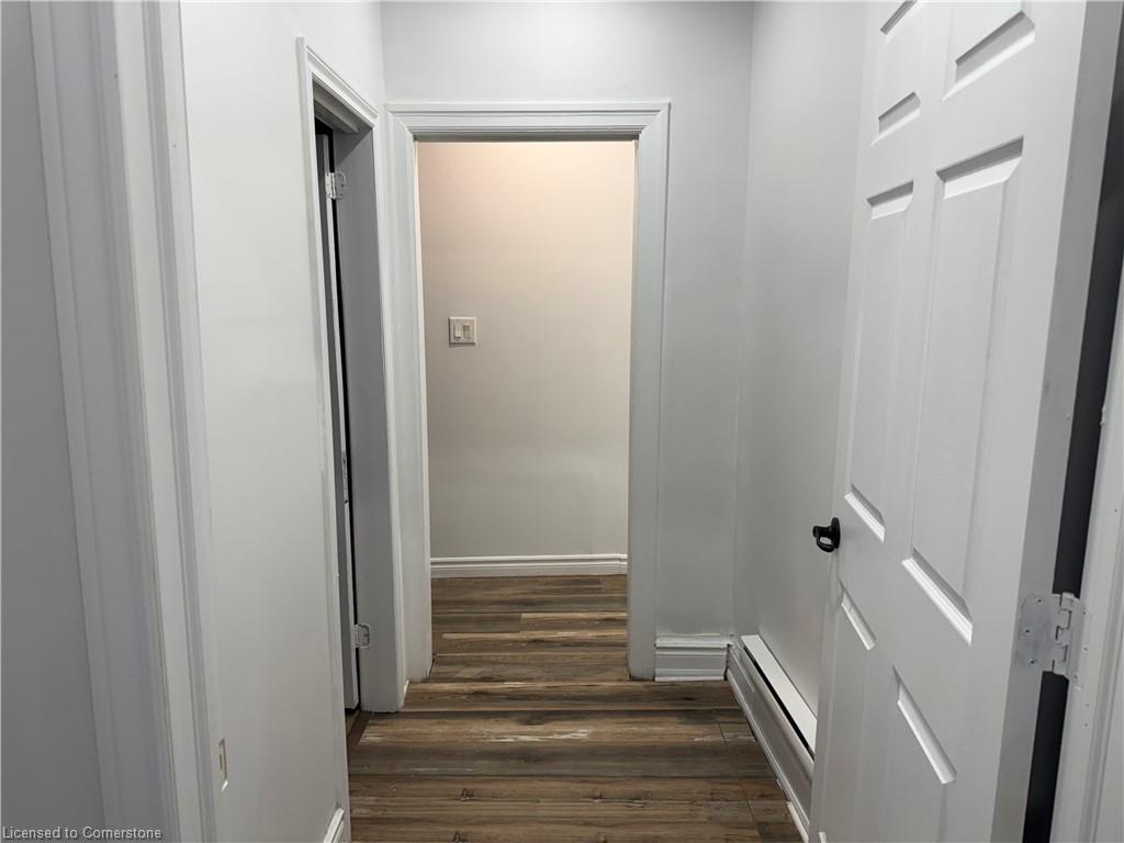 719 Barton Street E Property Photo 1