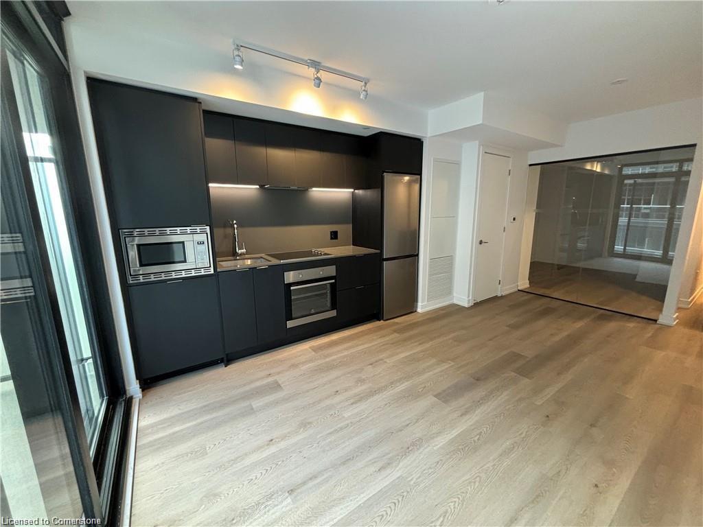 1216-1 Jarvis Street Property Photo 8