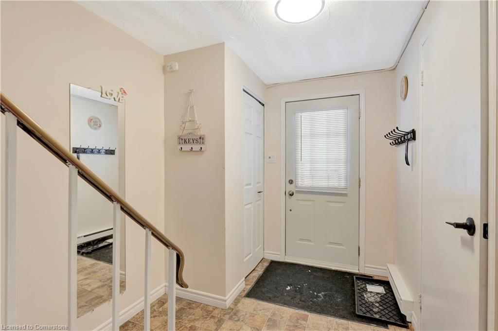 17-80 Old Country Drive Property Photo 2