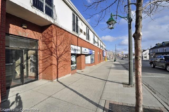 3-855 King Street E Property Photo 2