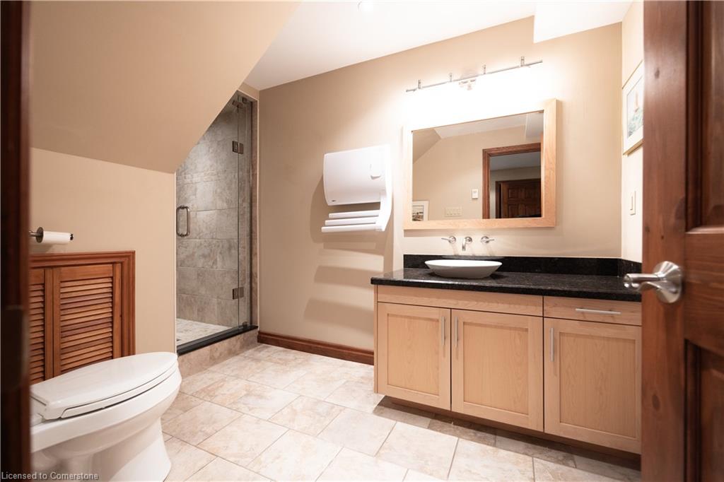 270 North Shore Boulevard E Property Photo 35