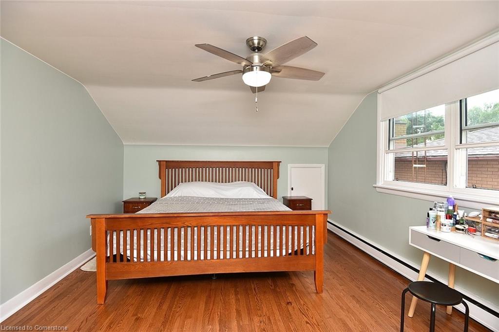 141 Reid Avenue S Property Photo 8