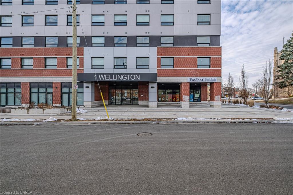 819-1 Wellington Street Property Photo