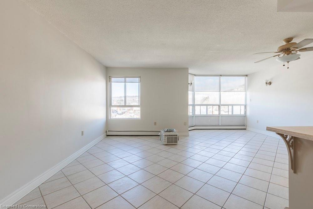 605-10 John Street Property Photo 13