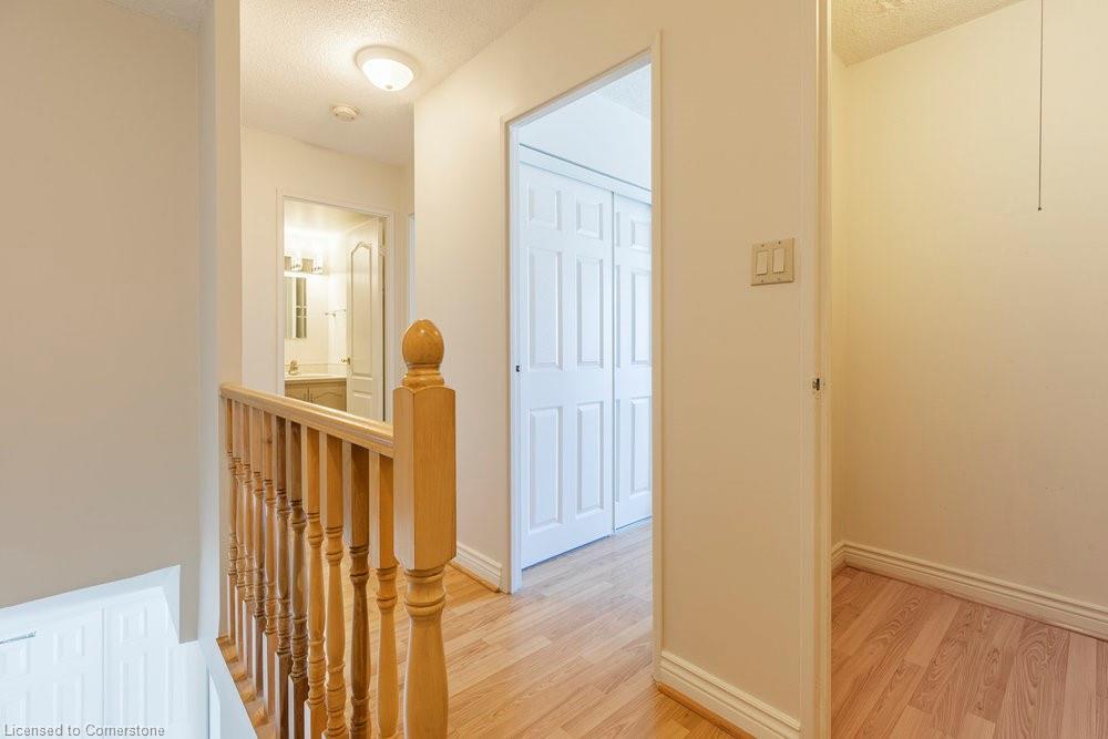 605-10 John Street Property Photo 24
