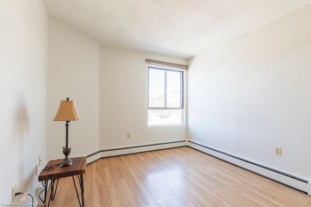 605-10 John Street Property Photo 28