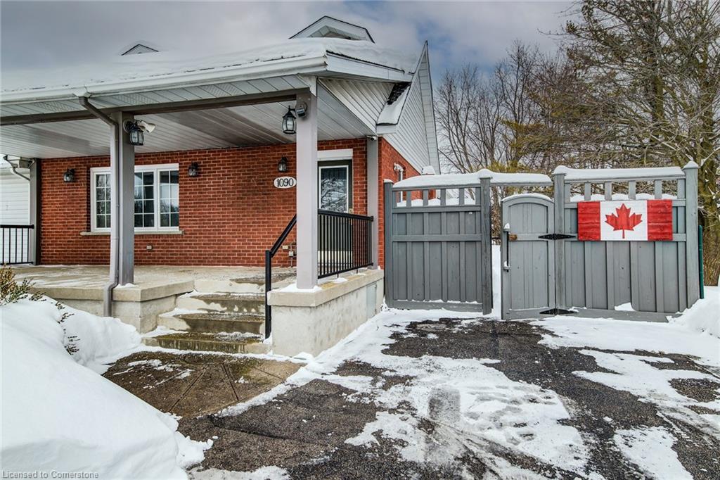 1090 Bleams Road Property Photo 9