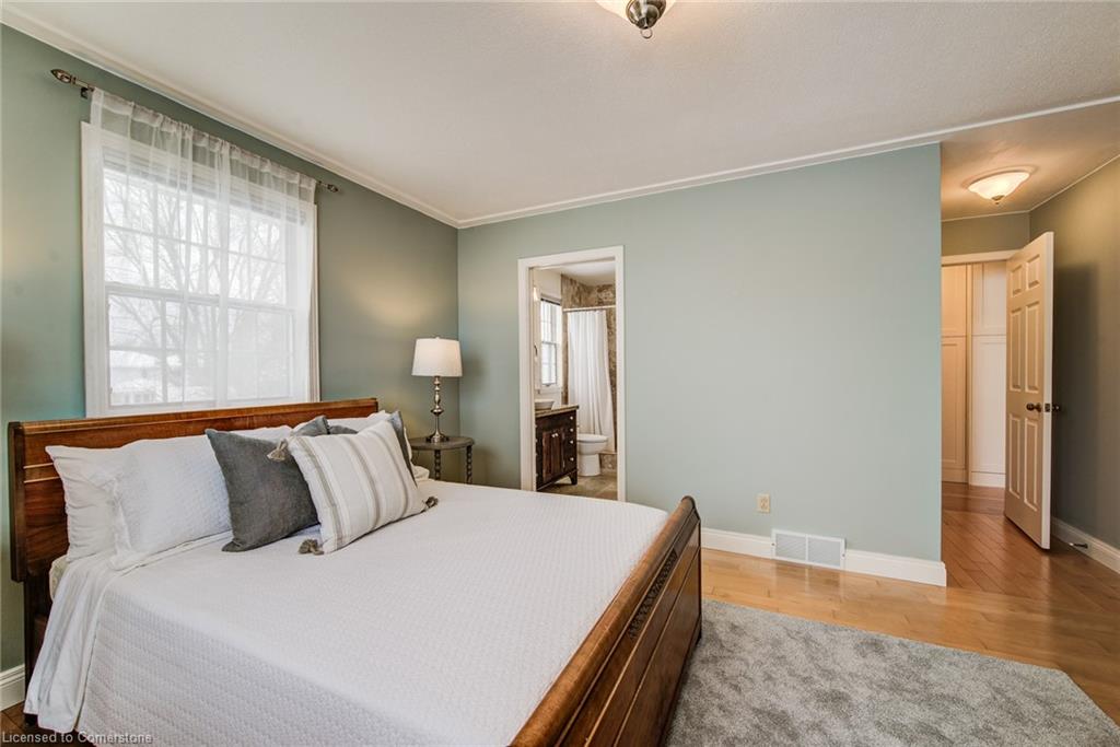 1090 Bleams Road Property Photo 21