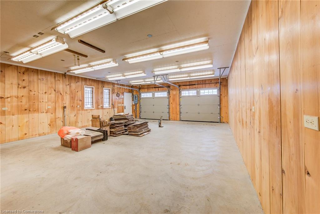 1090 Bleams Road Property Photo 30