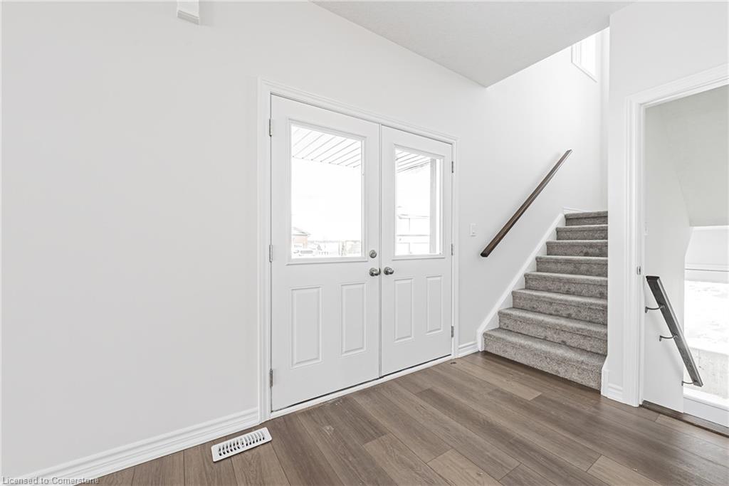 91 Maple Street Property Photo 5