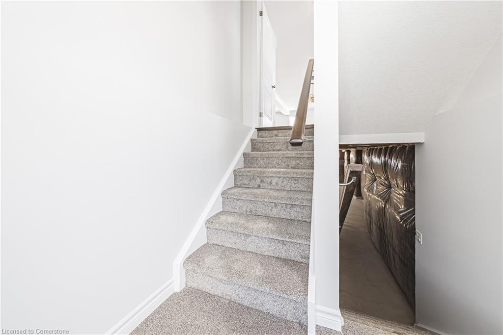 91 Maple Street Property Photo 32