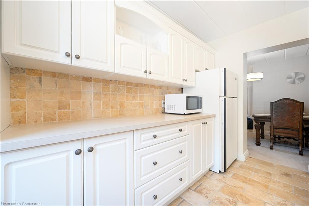 9-2422 New Street Property Photo 18