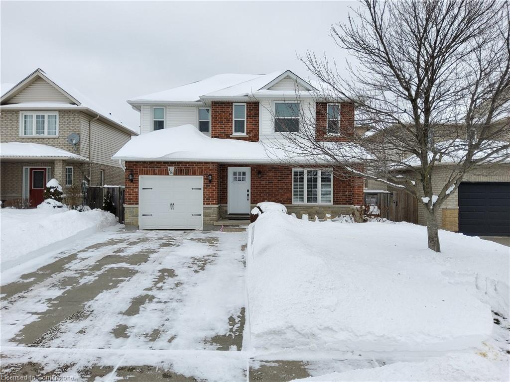 18 Rideau Crescent Property Photo