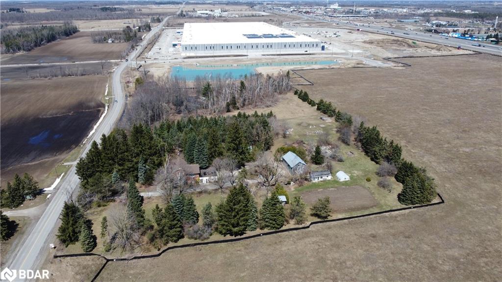 7089 5th Sideroad Property Photo