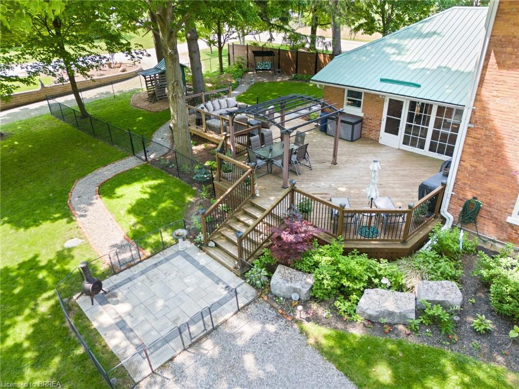 4 Murray Street W Property Photo 43