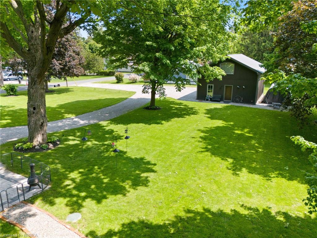 4 Murray Street W Property Photo 45